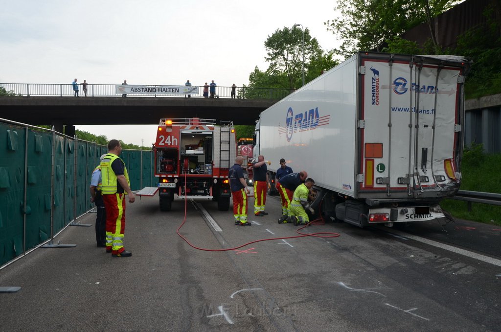 Wieder schwerer VU A 1 Rich Saarbruecken vorm AK Leverkusen P2482.JPG - Miklos Laubert